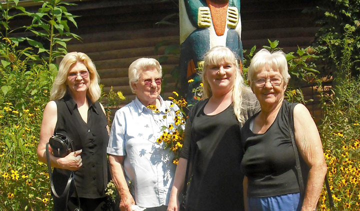 NadiaSylBevFran090709 copy